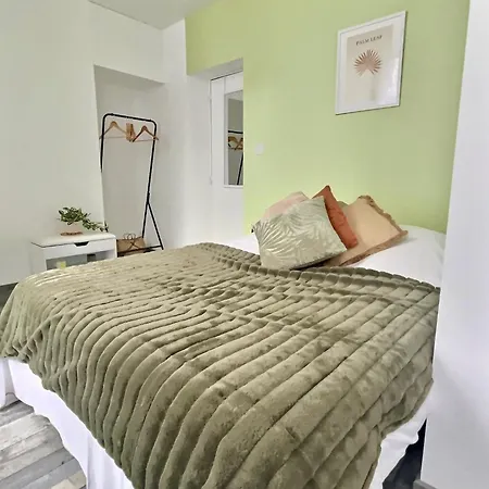 Le Jard Apartment Chalons-en-Champagne